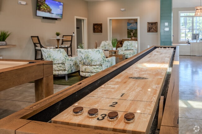 Salón de la casa club - Comet Scotts Hill