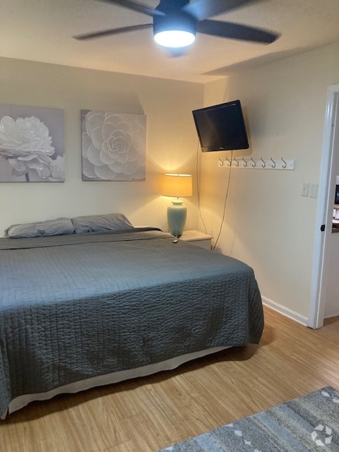 Building Photo - 807 W Trinity Ave Unit 807 W Trinity Ave #228 Du Rental