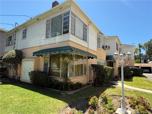 Building Photo - 4909 Coldwater Canyon Ave Unit 6