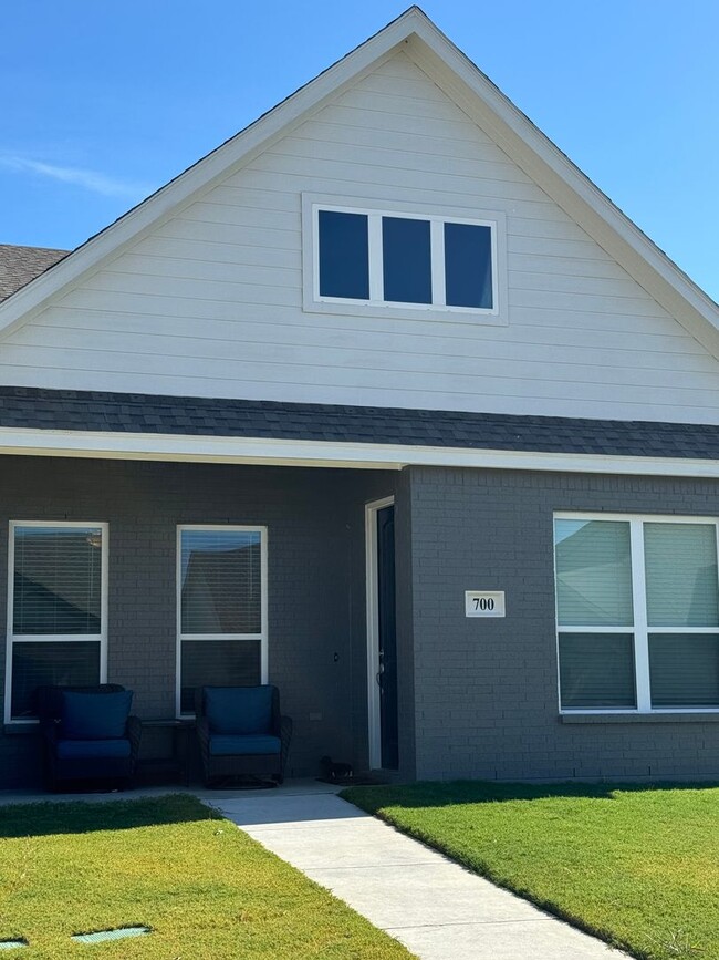 Photo - 3/2/2 Godley ISD + Pet Welcome Sprinklers - WALK IN SHOWER