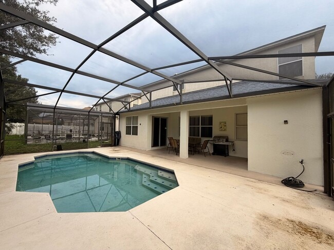 Photo - 519 Aldridge Ln