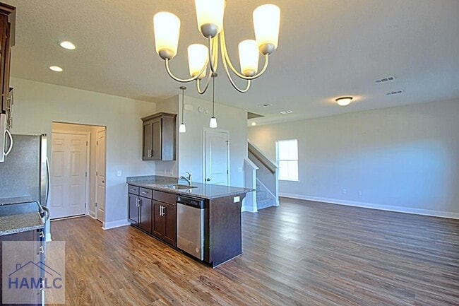 Photo - 106 Centennial Ct