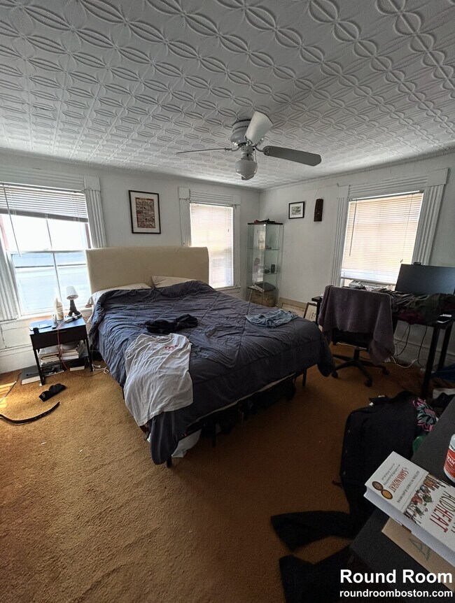 Building Photo - 4 Saint Mary Rd Unit 1 Rental