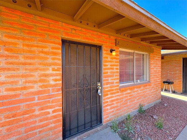 Building Photo - 1746 E Virginia Ave Unit 2 Rental