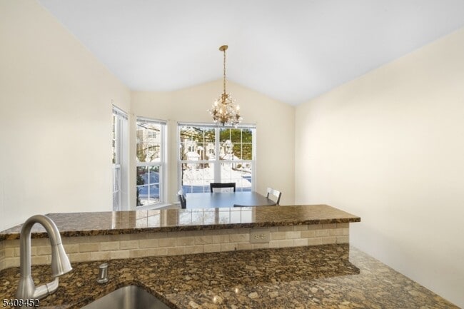 Photo - 12 Woodmont Dr