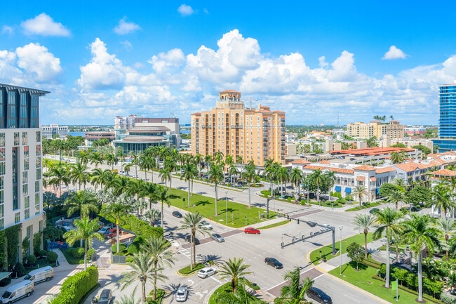Building Photo - 550 Okeechobee Blvd Unit 1118