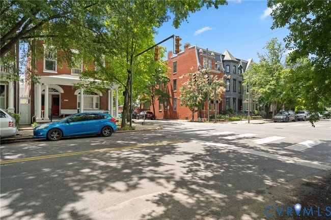 Photo - 1527 Grove Ave Unidad 2