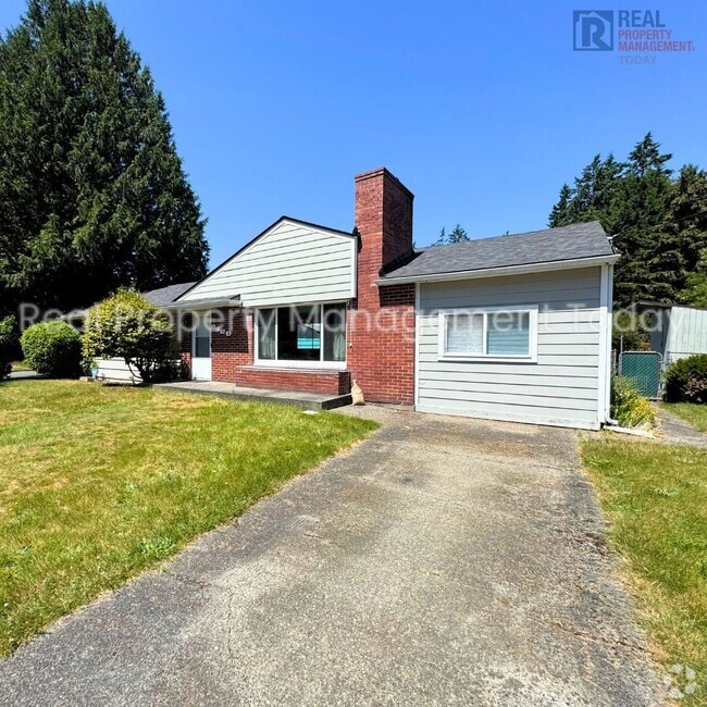Building Photo - Charming 3 Bedroom Rambler! Rental