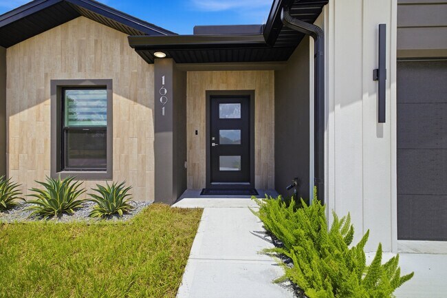 1691 Santos St SE Unit 1691