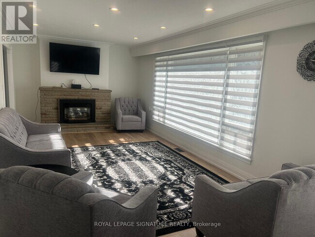 Photo - 1410 Larchview Trail