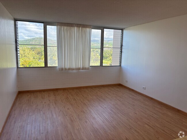 Building Photo - Lakeside Manor - Salt Lake - 2/1/1 - $2,00... Unit 702 Rental