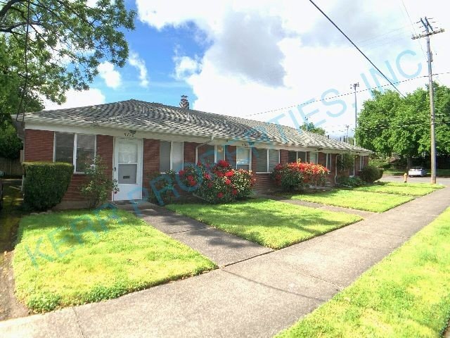 Building Photo - Charming Studio Living in Portland's Heart... Rental