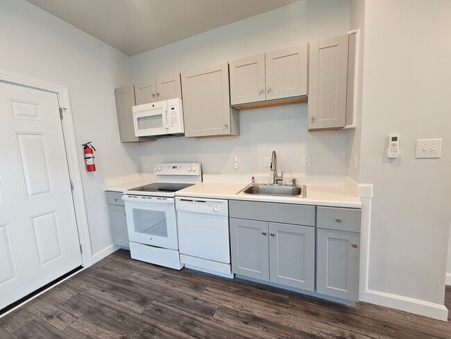 Photo - 31 E Howard St Unit 31 E Howard St