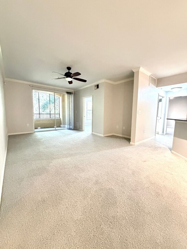 Photo - 8539 Gate Pkwy W Unit 1724