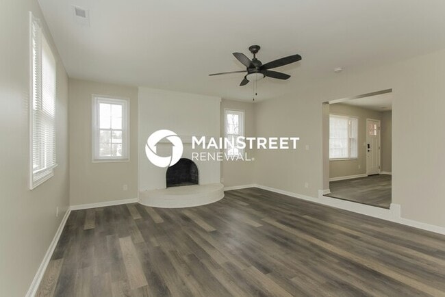 Photo - 2 Bedroom Pet-Friendly Home in CHARLOTTE, ...