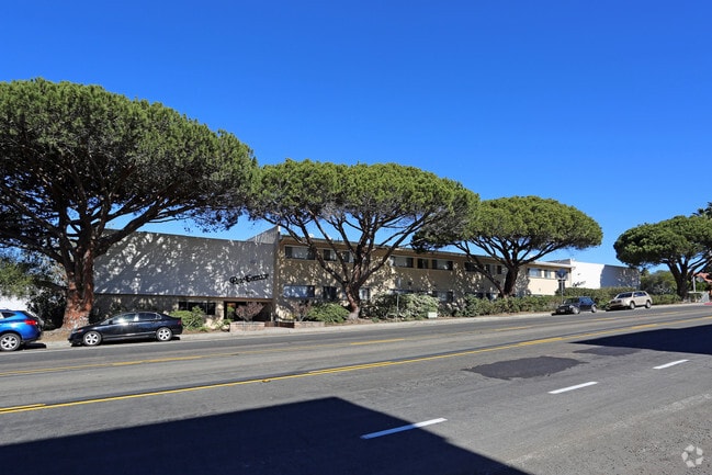 Pine Terrace Apartments - PTerrace