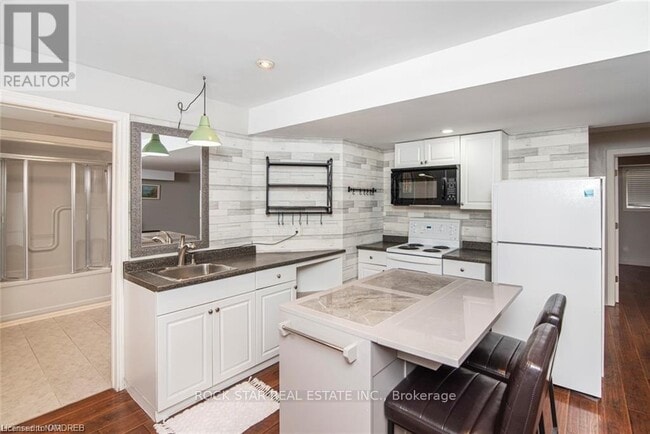 Photo - 14 Ormonde Ave