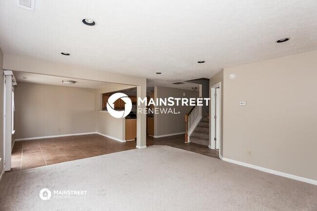 Photo - 4 Bedroom Pet-Friendly Home in Charlotte, NC with Main Street Renewal