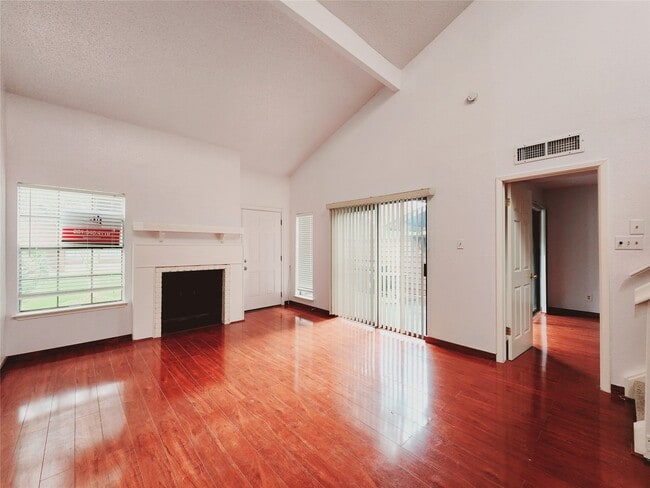 Photo - 2611 Grants Lake Blvd
