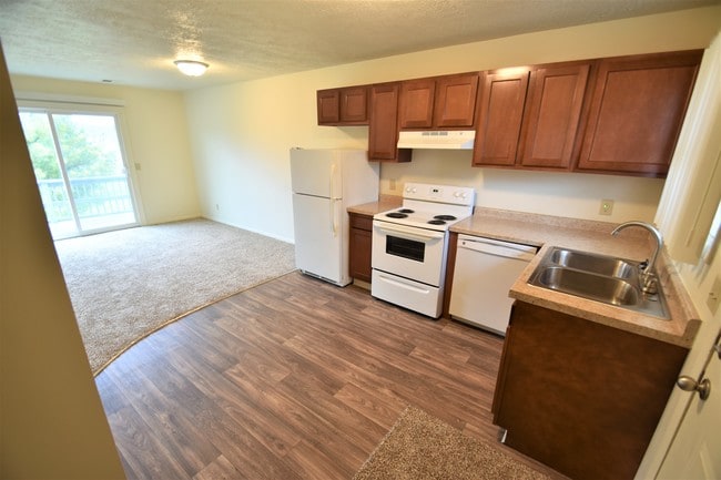 Northpointe/Lakepointe Apartment Homes