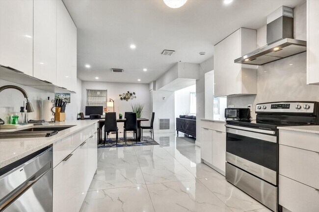 Photo - Single Family Home in Non HOA East Boca Raton