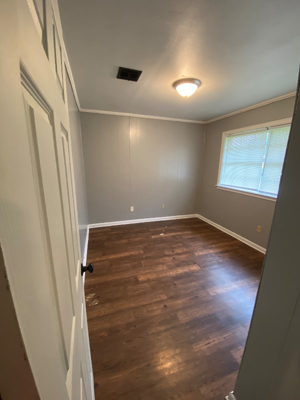 Photo - 125 N Loop St