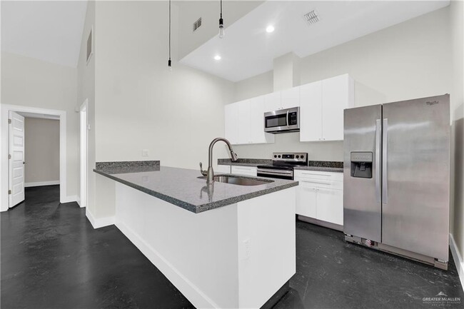 Photo - 19 N 17th St Unit B