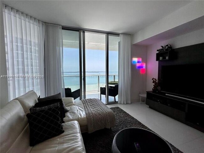 Photo - 1300 Brickell Bay Dr Unit 1300 Brickell Bay Dr # 3206