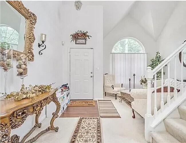 Photo - 3449 Stirrup Way