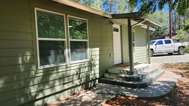 Photo - Lovely cottage home located minutes from Yuba divide