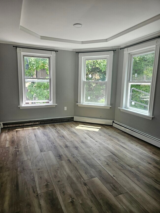 Photo - 14 Hillside St