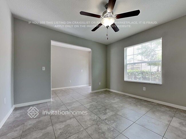 Photo - 205 English Heritage Pl