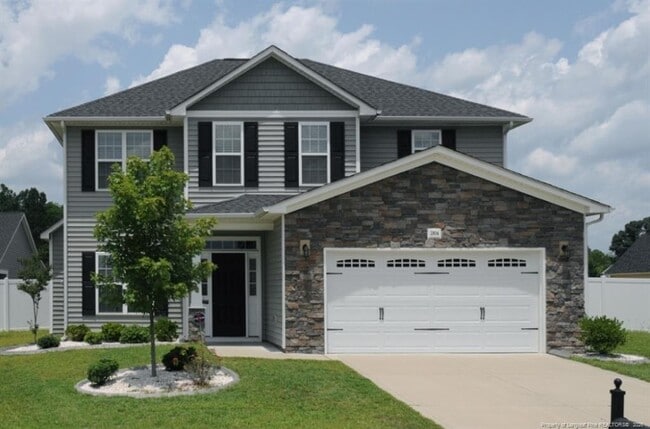 Building Photo - 2804 Deepwater Ct