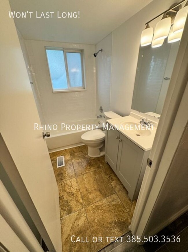 Photo - 329 E Lambourne Ave Apartment Unit 4
