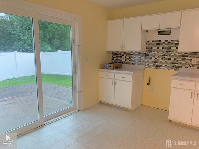 14 Colson Ct