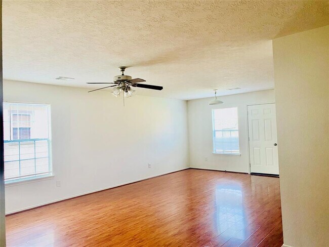 Photo - 11635 Twp Dale Ct