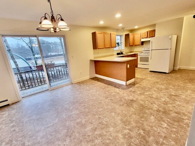 Photo - 18 Melvin Ave Unit B