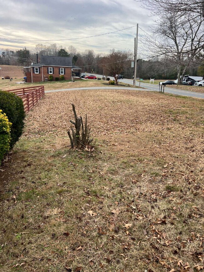 Photo - 1244 Mountain View Rd