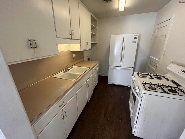 Photo - 1902 Huff St