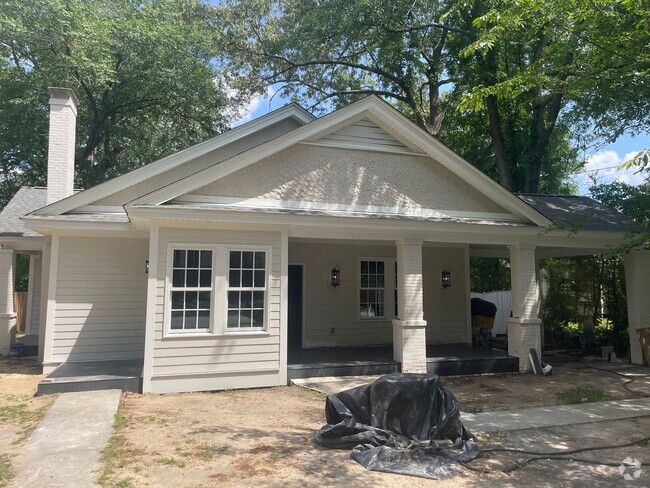 Building Photo - Fully Renovated in Heathwood with 2 Bedroo... Unit 710 Kawana Rental