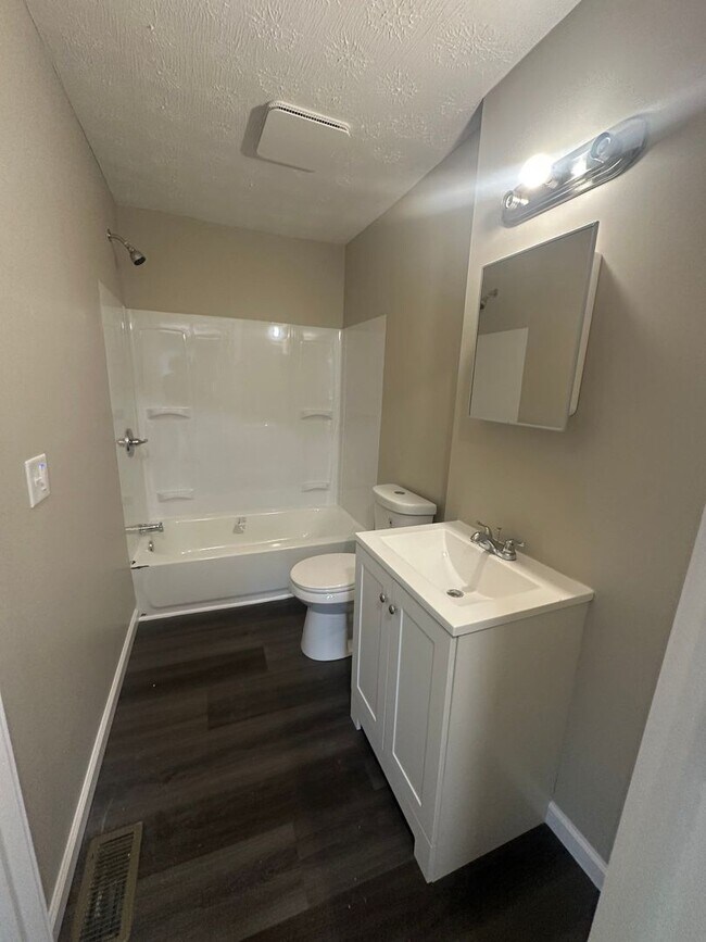 Photo - 3900 W 23rd St Unit 3900 W 23rd St #1, Cleveland, OH 44109