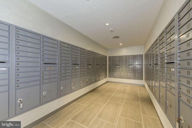 Photo - 4141 Henderson Rd Unit 1009