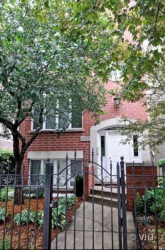 Building Photo - 1845 N Sheffield Ave Unit 2