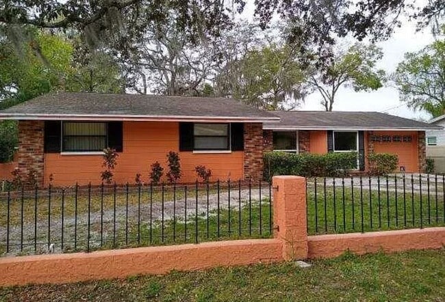 4 And Up Bedroom Houses For Rent In Tampa Fl Forrent Com