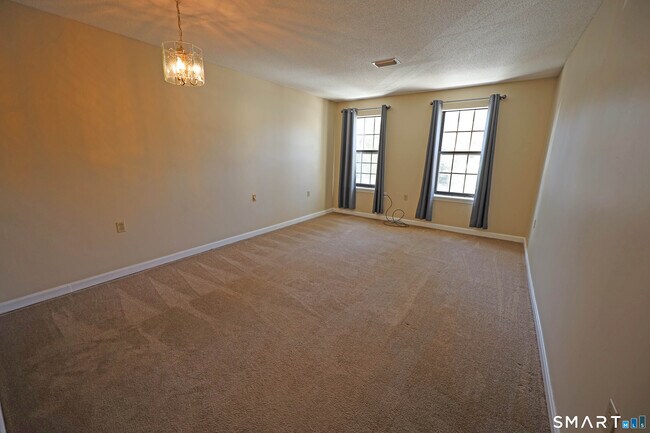 47 Highland St Unit 214