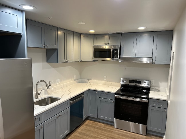 Photo - 7918 Sage Wy