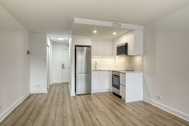 Photo - 1975 Maisonneuve Blvd W Unité 108