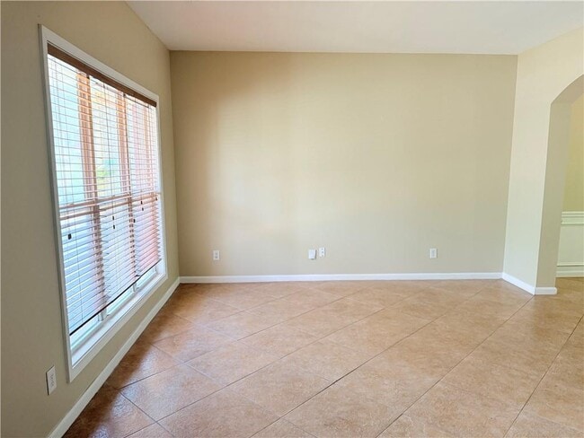 Photo - 2066 Peach Shoals Cir