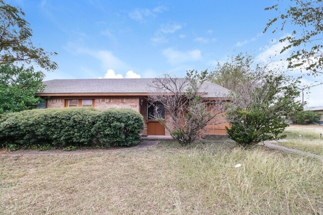 Photo - 323 W William Cannon Dr
