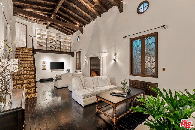 Photo - 1471 Havenhurst Dr Unidad 7